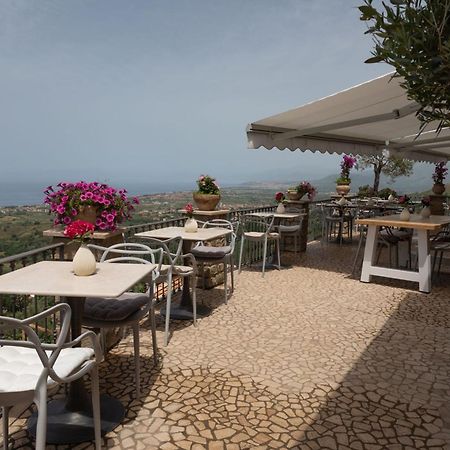 La Pastorella Boutique Hotel Maierà Екстериор снимка