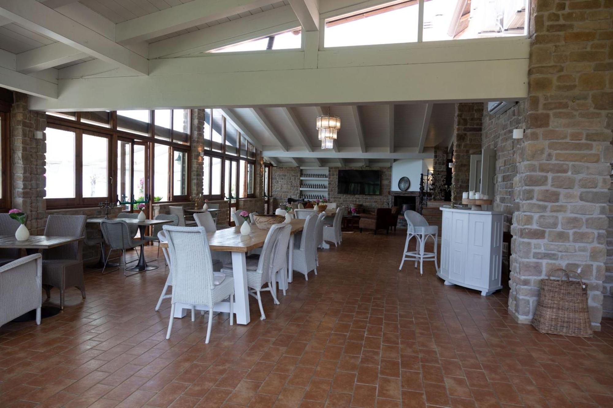 La Pastorella Boutique Hotel Maierà Екстериор снимка