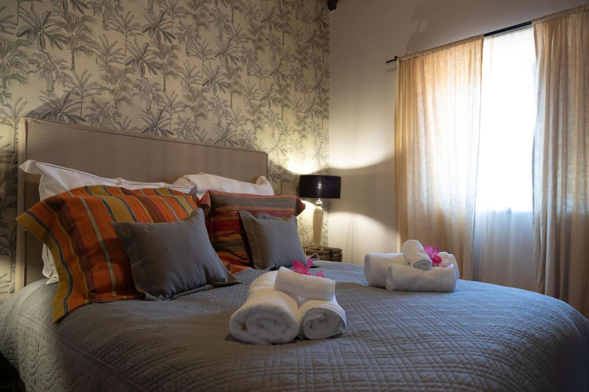 La Pastorella Boutique Hotel Maierà Стая снимка