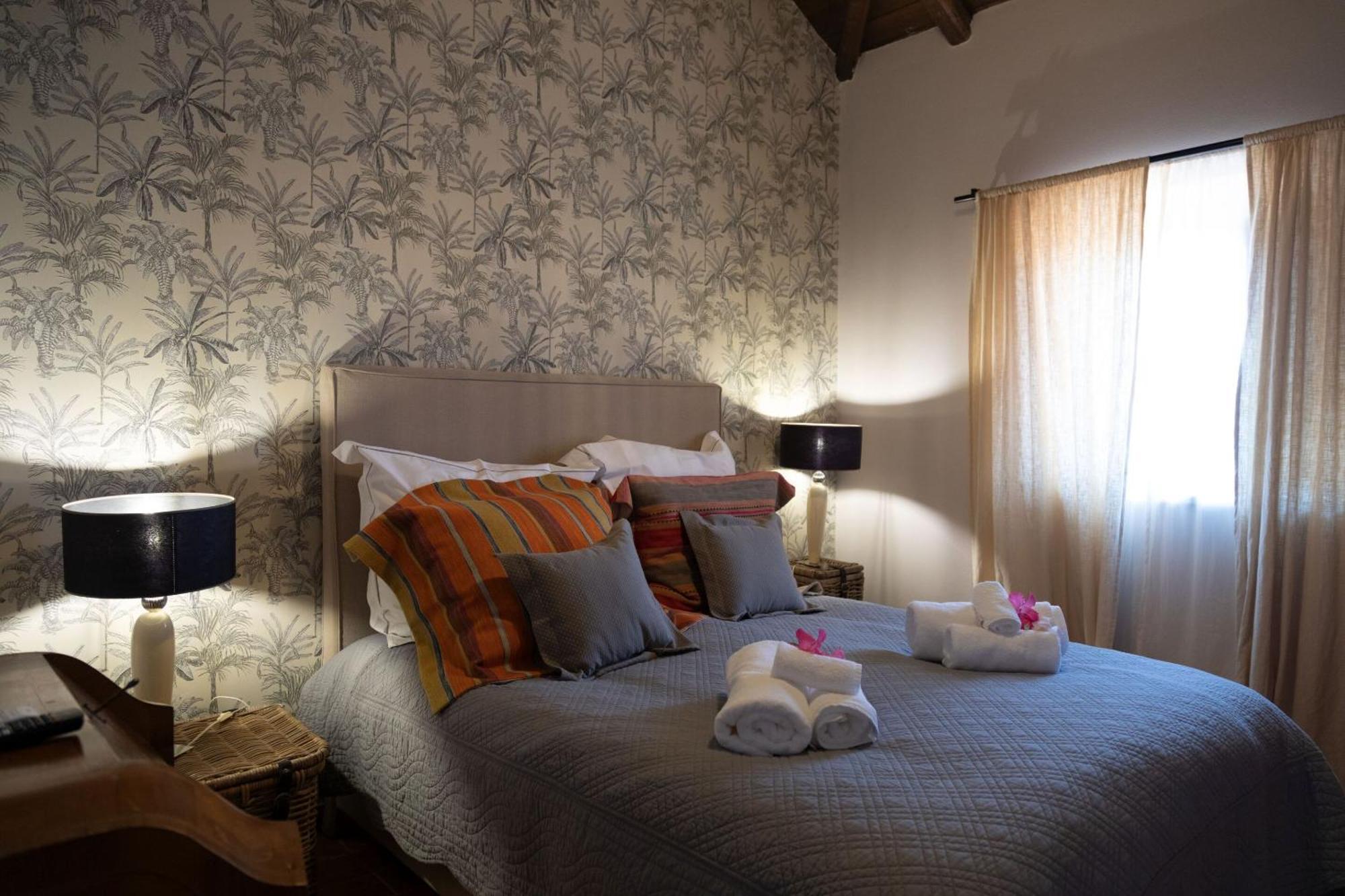 La Pastorella Boutique Hotel Maierà Стая снимка